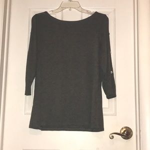 Peck & Peck, M, long sleeved, cold shoulder top.